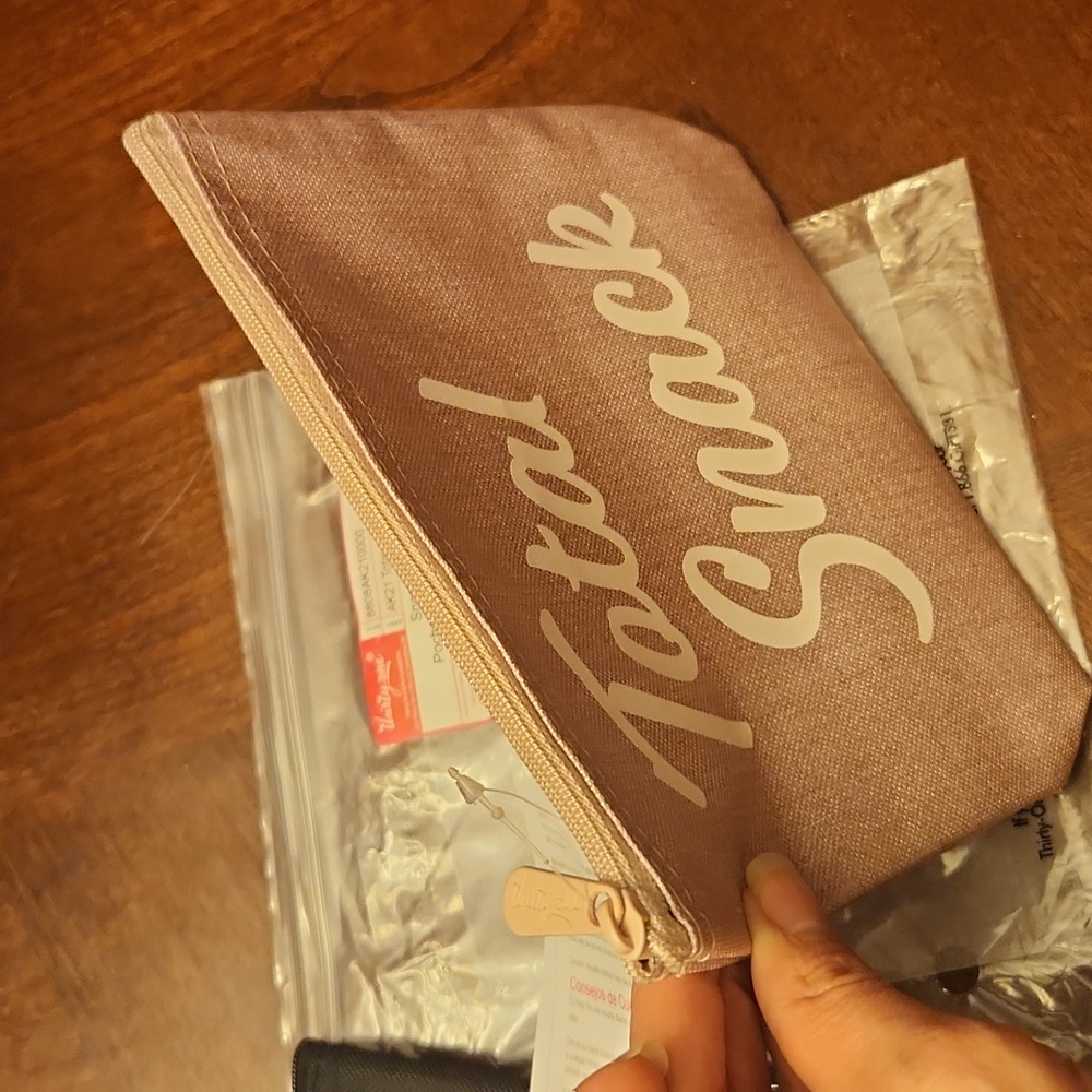 Thirty one snack and go pouch - Picture 3 of 3